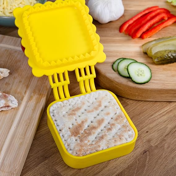 Toastie Maker, Crimp Sandwich Maker, Make Quick and Easy Creative Kitchen Gadgets, Designed for Low Calorie Thin Bread